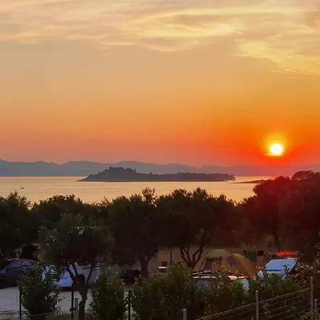 Relax Camp Pitches Pakoštane